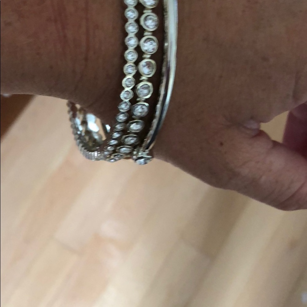 Like new stackable bangles - Picture 2 of 2